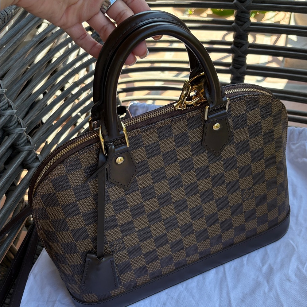 Louis Vuitton Alma pm - Picture 13 of 17